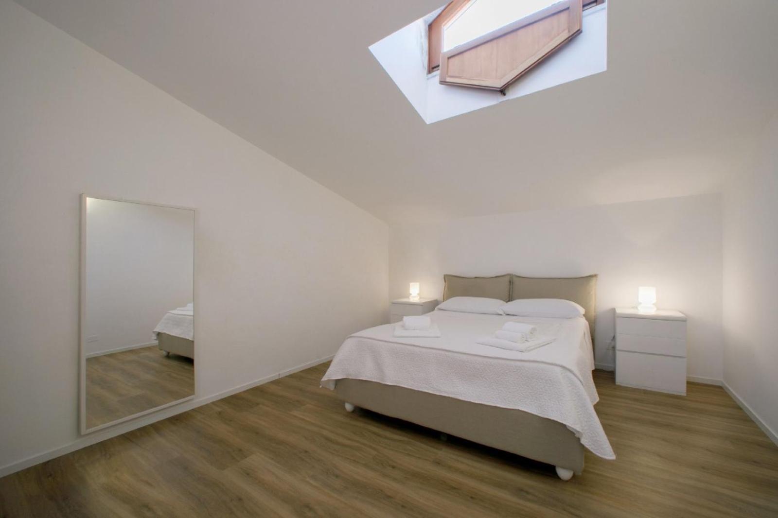 Scudaniglio Apartments Trapani Buitenkant foto